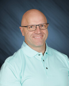 Photo of Colin Desnoyers